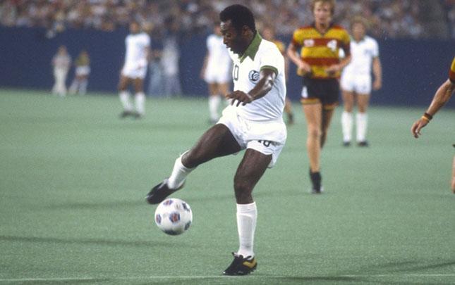 Futbol tarixinin 10 ən yaxşı braziliyalı oyunçusu - Siyahı