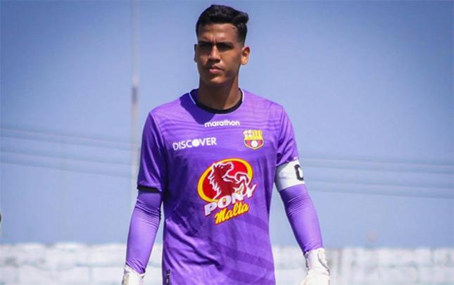 20 yaşlı futbolçu dünyasını dəyişdi