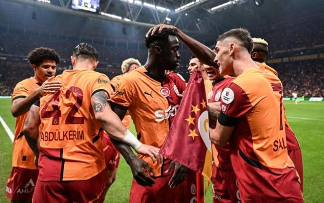 İstanbul derbisini "Qalatasaray" qazandı