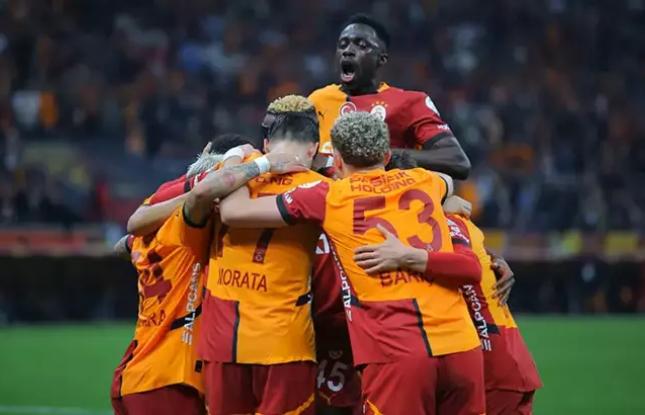 “Qalatasaray”dan darmadağın