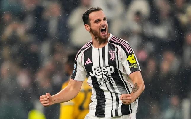 "Yuventus" sanksiyalara görə onunla sağollaşa bilər