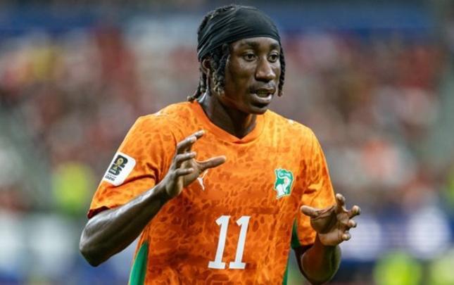 Diomandenin "Real"a transferi dalana dirəndi