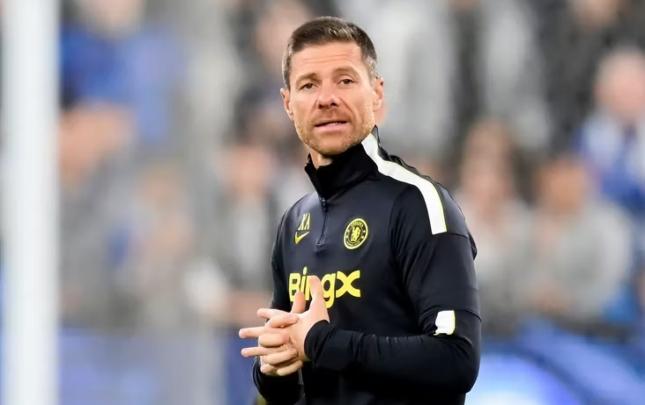 "Biz bir oyun planına bağlı deyilik" - Xabi Alonso