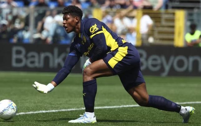 PSJ yapon qapıçı transfer edir