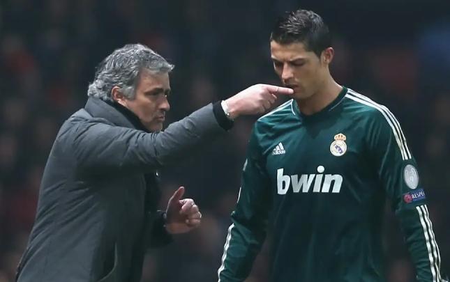 "Ronaldoya qol vurmağı öyrədə bilməzdim"