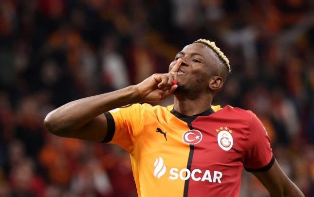 "Qalatasaray" Osimhen üçün 130 milyon avroluq təklifi rədd etdi