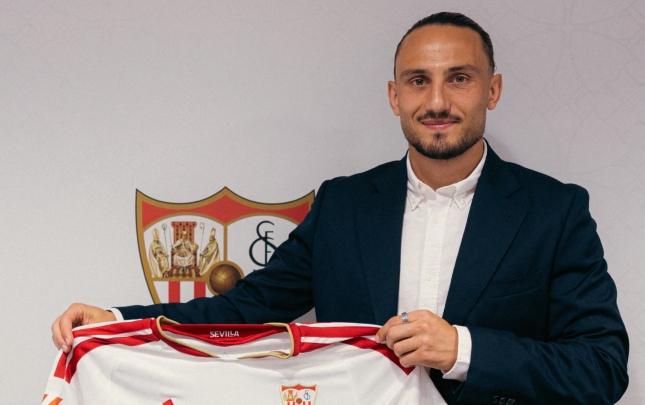 "Sevilya" Gürcüstan millisinin üzvünü transfer etdi