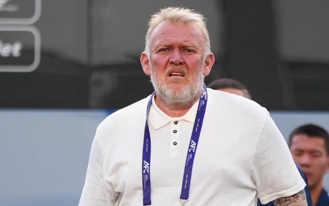Robert Prosineçki istefaya göndərildi