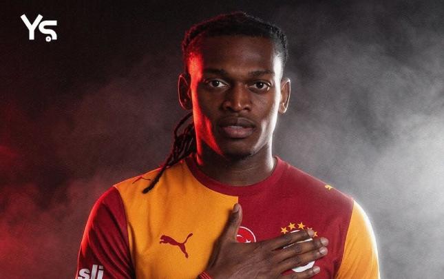 Leau "Qalatasaray"a keçidindən danışdı