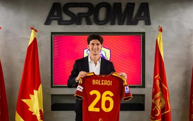 Argentina millisinin üzvü "Roma"da