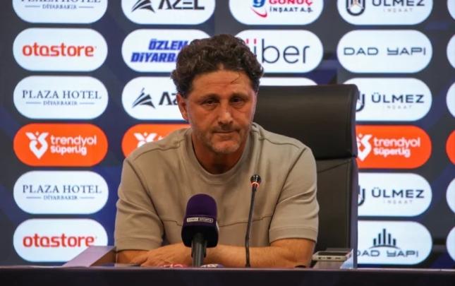“Trabzonspor” baş məşqçisini göndərdi