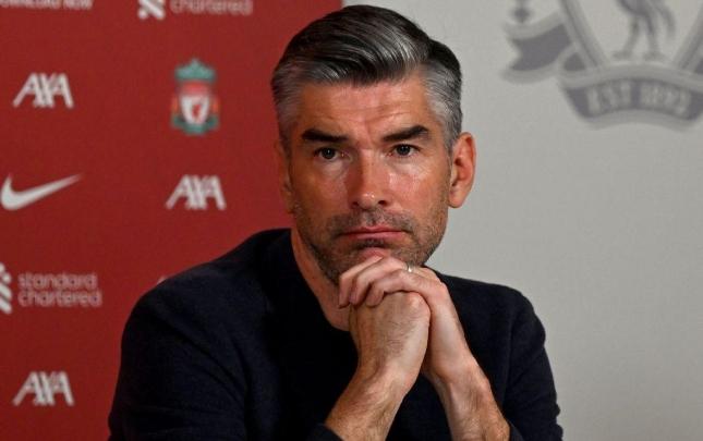 “Liverpul”un idman direktoru istefa verdi