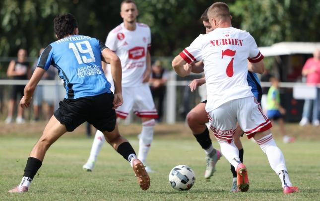 Nuriyevin komandası 9 qollu qələbə qazandı