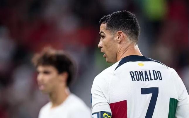 41 yaşlı Ronaldo yenidən milliyə çağırıldı