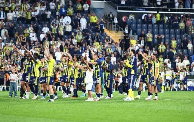 Kadıköydə qol yağışı - Video