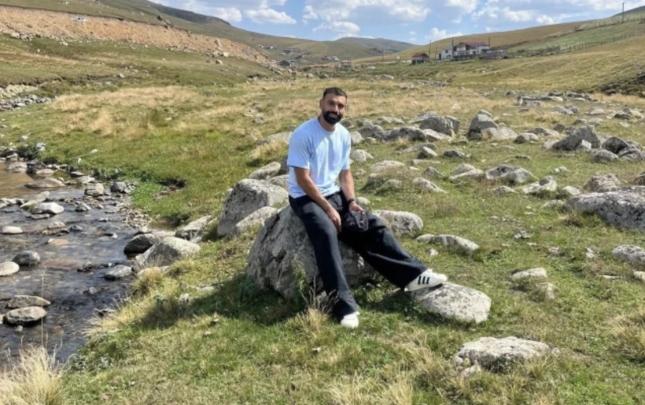 Salah şəkil çəkdirdi, ərazi turist mərkəzi oldu - Video