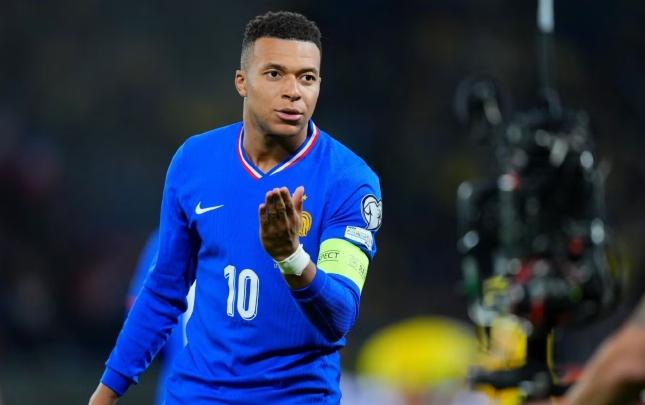 Mbappe Türkiyə ilə oyuna görə narazıdır