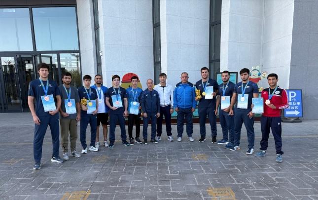 Azərbaycan boksçuları Çində 10 medal qazandılar