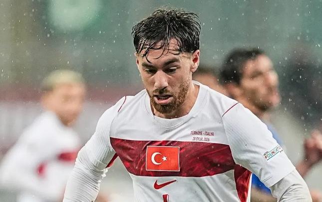 Türkiyə millisinin heyətindən çıxarıldı