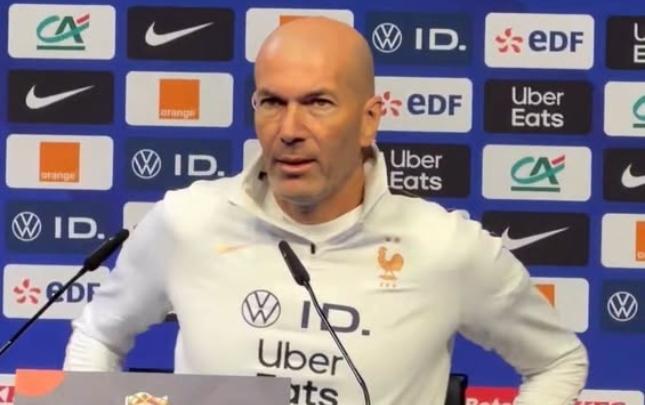 Zidan Ronaldonu müdafiə etdi
