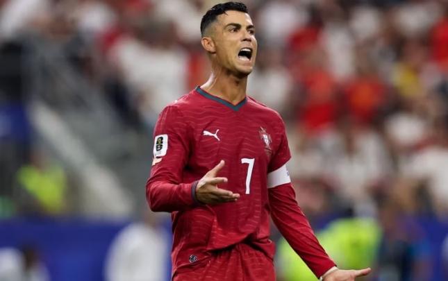 Ronaldo millidəki davranışına görə cəzalandırıldı