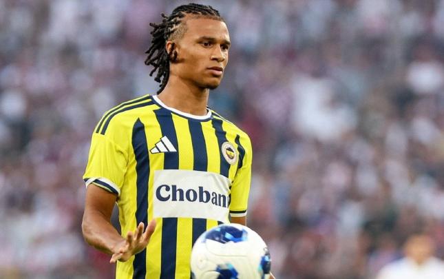 “Fənərbaxça”nın futbolçusu sıradan çıxdı