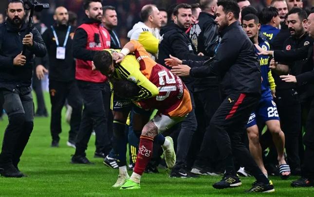 Derbidəki davaya görə cəzalar açıqlandı