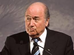 Blatter: “Ronaldo bərbərxanada çox vaxt keçirir”