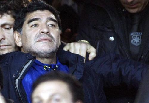 Maradonanın futbola qayıdacağı ilə bağlı xəbərlərə rəsmi münasibət