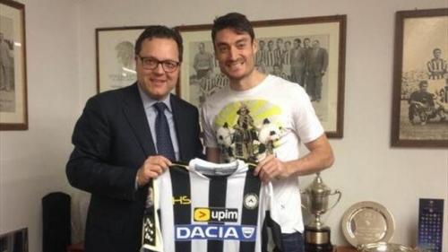 "Qalatasaray"dan ayrılan futbolçu "Udineze" ilə anlaşdı