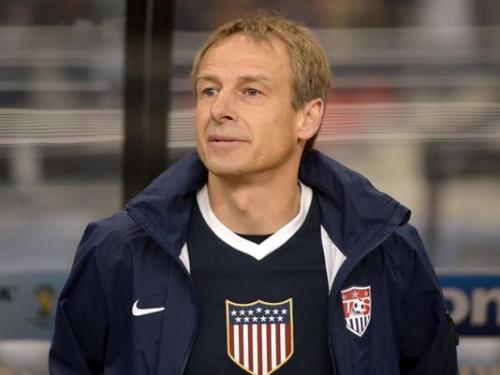 Klinsmann: “Kriştiano Ronaldonu yerində oturtmalıyıq”