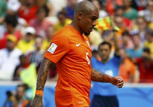 Hollandiya millisinin futbolçusu DÇ-2014-ü erkən başa vurdu