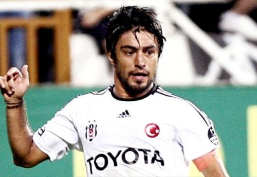 İbrahim Toraman rəsmən "Sivasspor"da