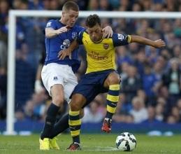 "Arsenal" büdrədi, "Çelsi" qələbə qazandı 