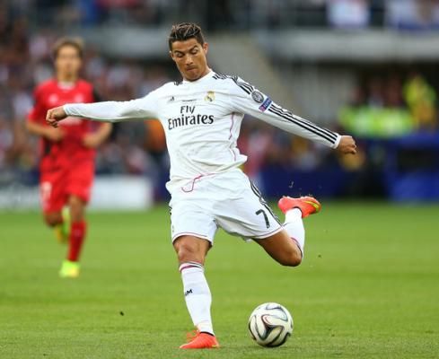 Beş aydır zədə ilə oynayır - Ronaldo haqda sensasiyalı iddia