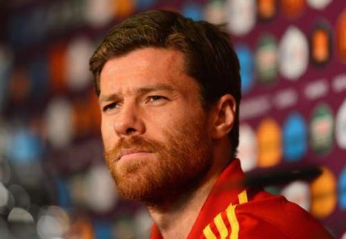 Xabi Alonso millidəki karyerasını başa vurdu