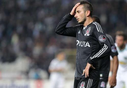 Türkiyə millisinin daha bir futbolçusu sıradan çıxdı