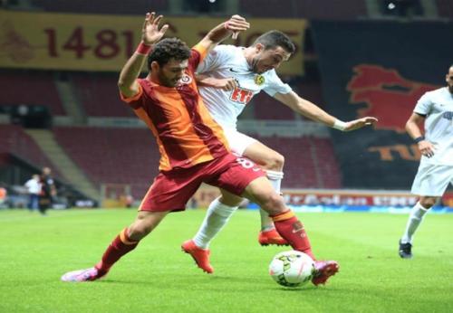 Türkiyə Superliqası: "Qalatasaray" büdrədi