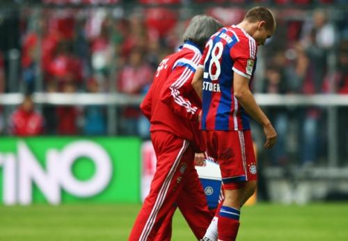 "Bavariya"nın futbolçusu uzun müddətə sıradan çıxdı