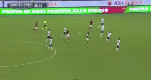"Roma"lı futbolçudan möhtəşəm qol (VİDEO)