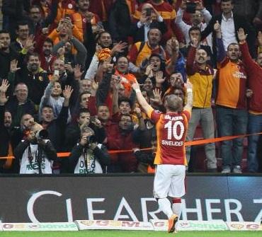 Sneyder "Qalatasaray"a qələbə qazandırdı (VİDEO)