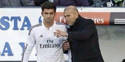 Zidan debüt etdi