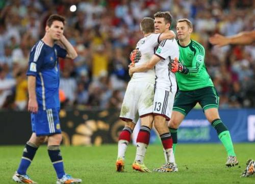 “Qol vursaydım, indi məni tərifləyirdilər” – Messi