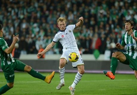Türkiyə superliqası: "Fənərbaxça" "Bursaspor"la bərabərə qaldı