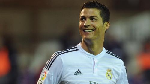 ​Ronaldonun azarkeşləri Platininin evini top atəşinə tutdu (VİDEO)