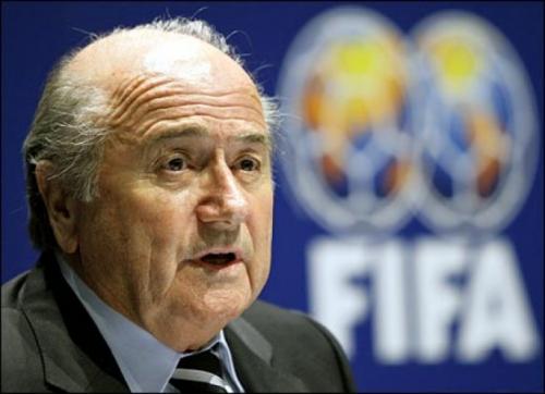 Blatter də "Qızıl top" üçün favoritini açıqladı