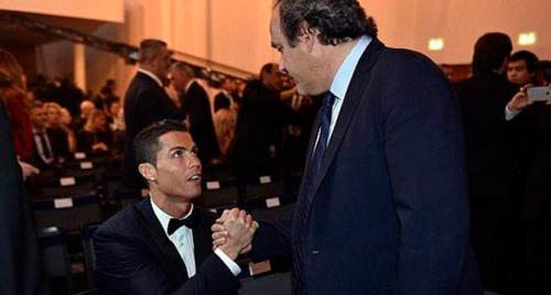 Ronaldo bu dəfə Platininin əlini sıxdı (FOTO)