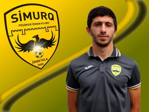 "Simurq" futbolçusu ilə yollarını ayırdı