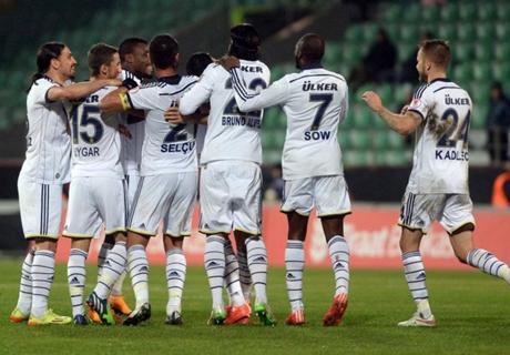 "Fənərbaxça" 1/4 finalda, "Beşiktaş" mübarizəni dayandırdı 