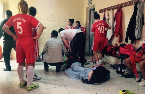 Qadın futbolçular 8 martda dalaşdı